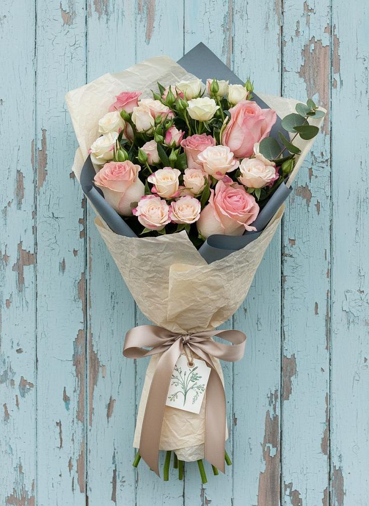 Букет цветов из: Розы в Чебургольской