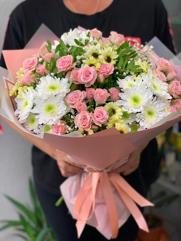 Букет цветов из: Розы и Хризантемы в Чебургольской