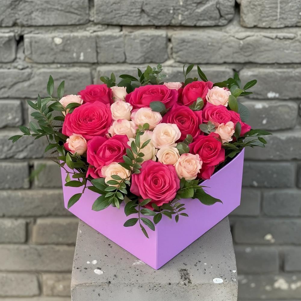 Цветочная композиция из Розы в коробке в Чебургольской