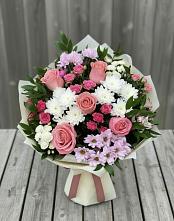 Букет цветов из:  Альстромерии, Гвоздики, Розы и Хризантемы в Чебургольской