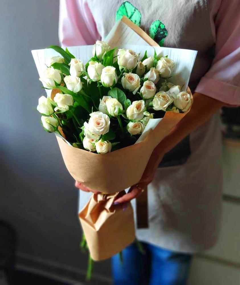 Букет цветов из: Розы в Чебургольской