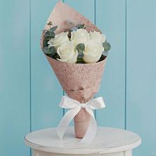 Букет цветов из:  Розы в Чебургольской