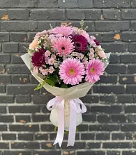 Букет цветов из:  Герберы и Хризантемы в Чебургольской