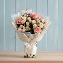 Букет цветов из:  Розы в Чебургольской
