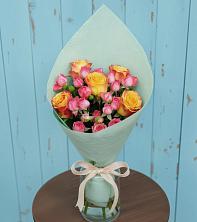 Букет цветов из:  Розы в Чебургольской