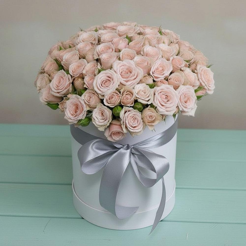 Цветочная композиция из Розы в шляпной коробке в Чебургольской